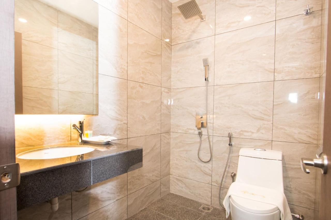 Spring Season Hotel Муар Экстерьер фото